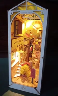 Customer photo review of Book Nook - Ville du Soleil