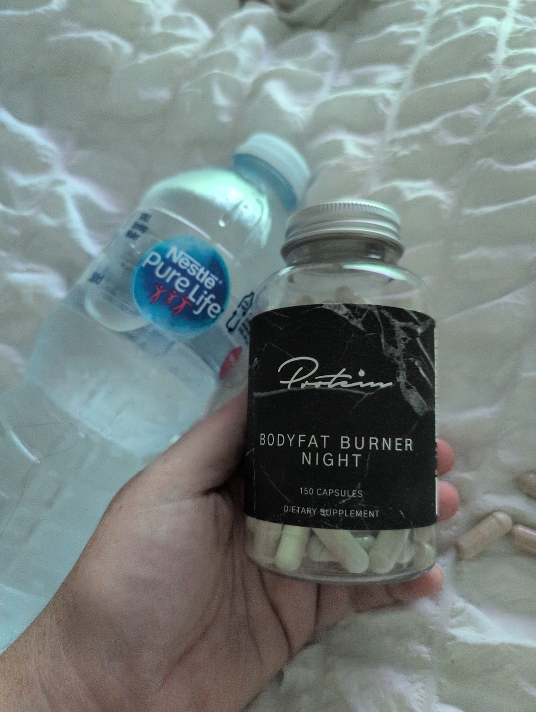Customer photo review of Bodyfat Burner Night | 150 Capsules