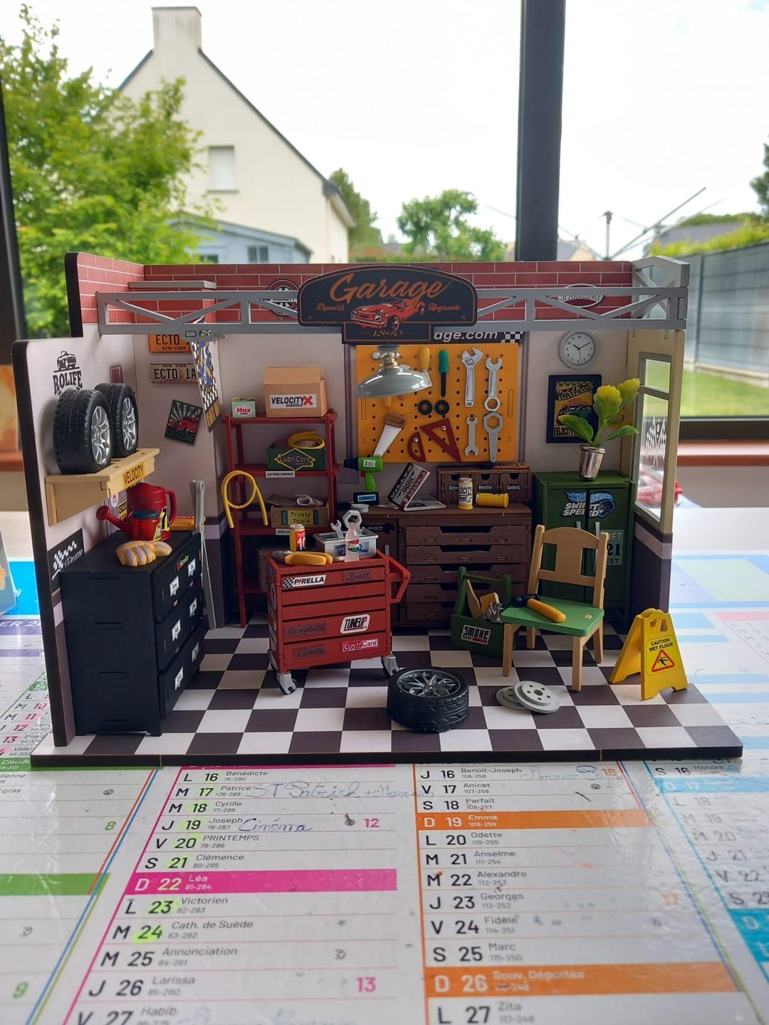 Customer photo review of Maison miniature Atelier de garage