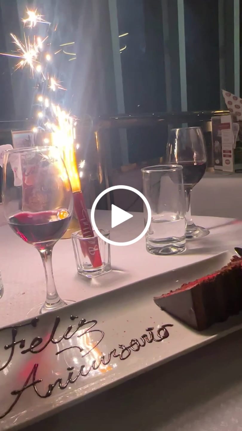 Customer video review of Menú Bellini
