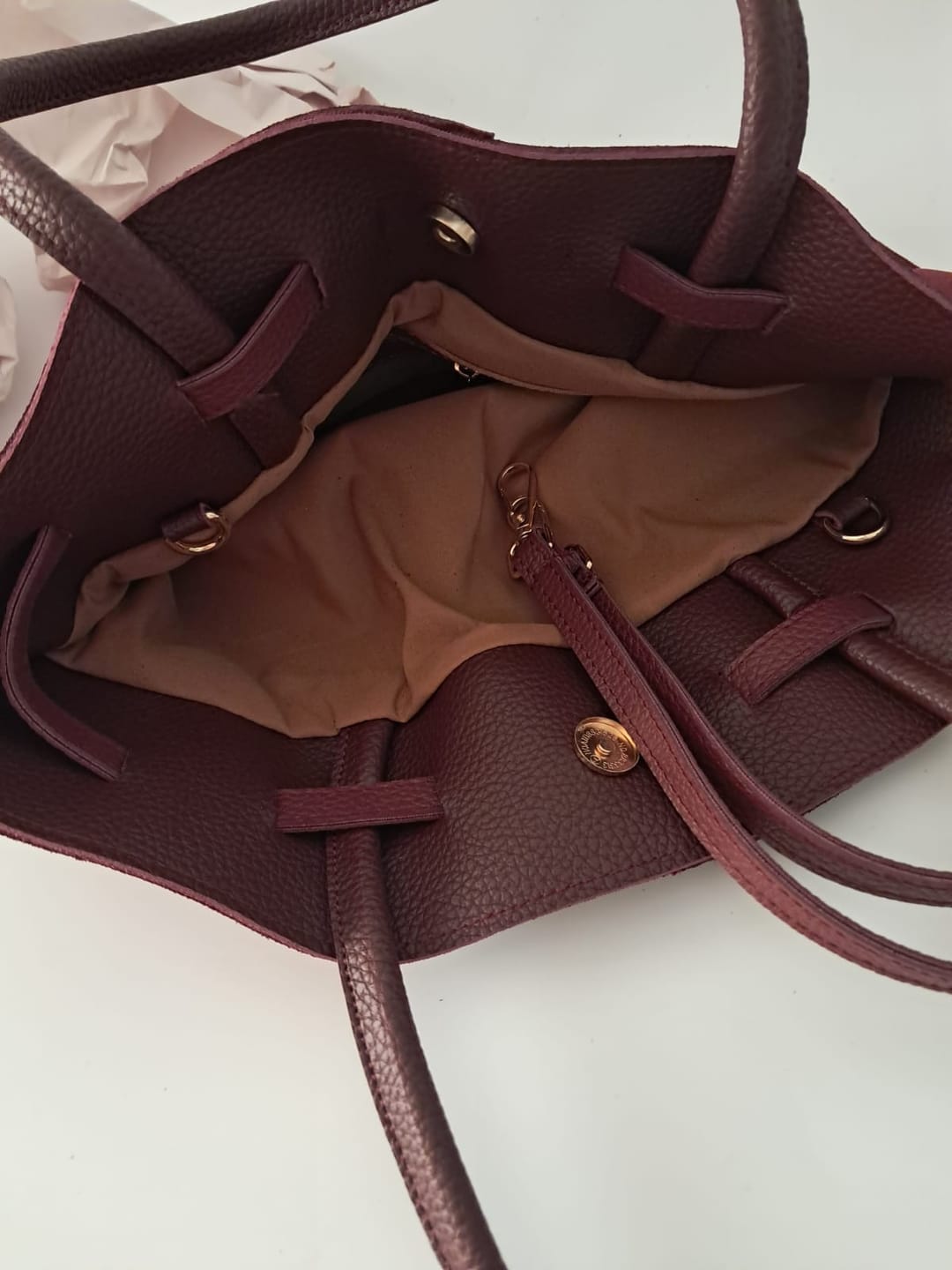 Customer photo review of Vivienne | Hakiki Süet Deri Çanta | Bordo