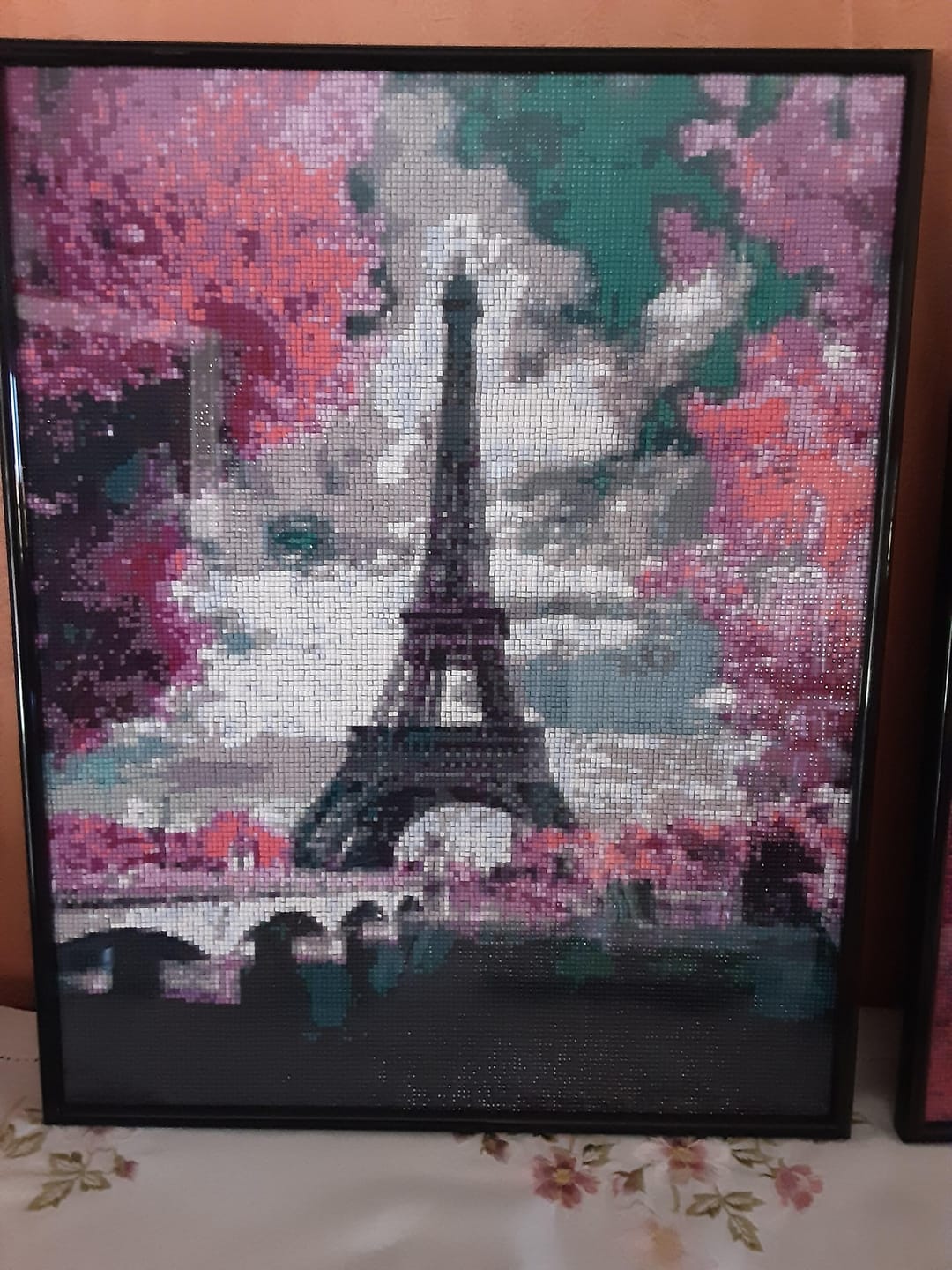 Customer photo review of Broderie Diamant - Tour Eiffel en Fleurs