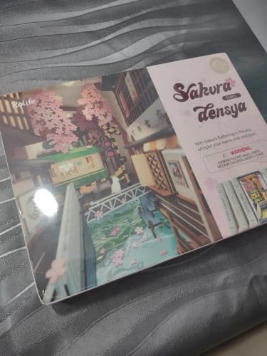 Customer photo review of Book Nook - Sakura Densya