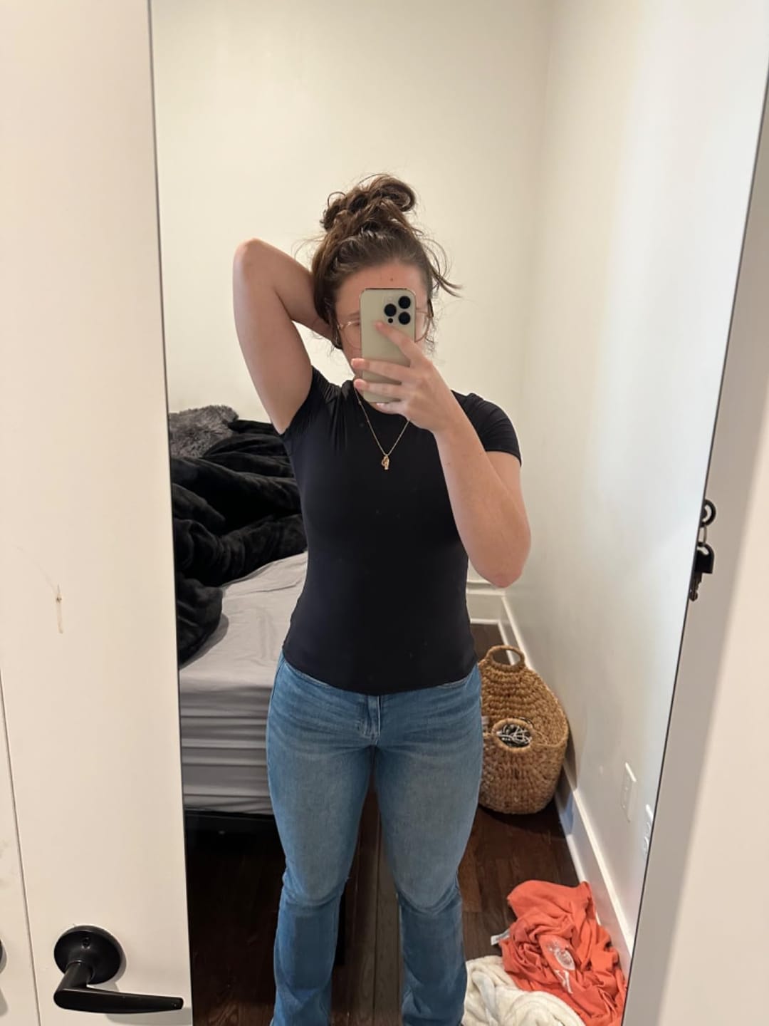 Customer photo review of Silix ShapeFlow Crew Neck Tee | Built for Movement and Designed for Comfort
