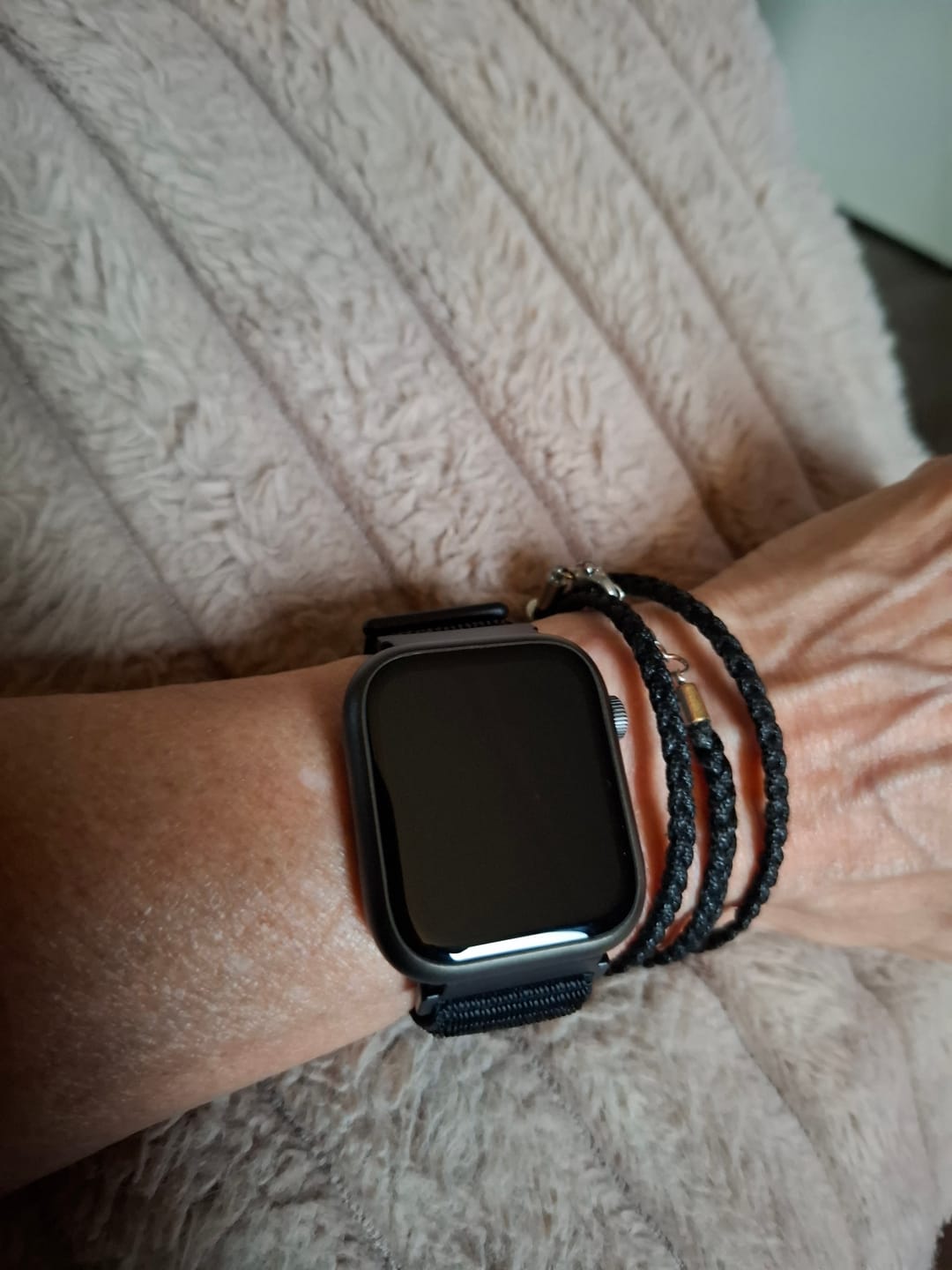Customer photo review of Siltcon Seréa Smartwatch Dames - Goud