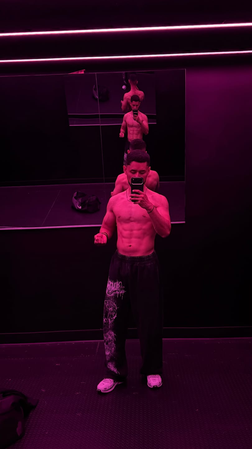 Customer photo review of 2116 - Dynasty Sweats