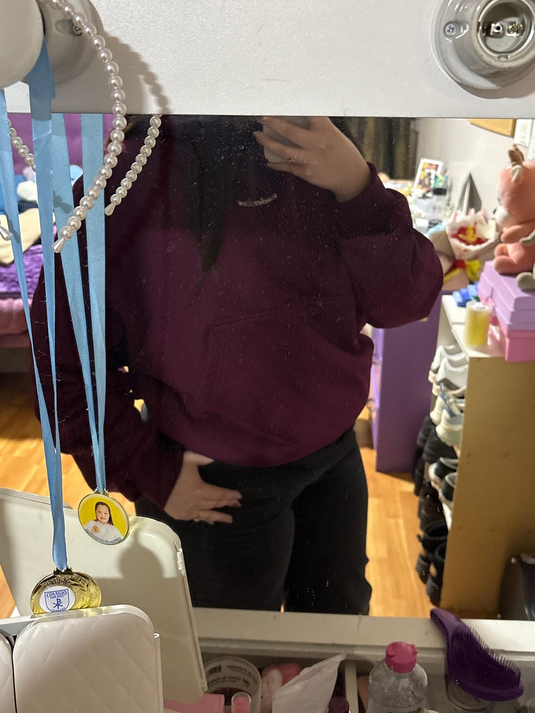 Customer photo review of POLERÓN HOODIE BURDEO - OVERSIZE CON GORRO LOGO Y ESPALDA BORDADO