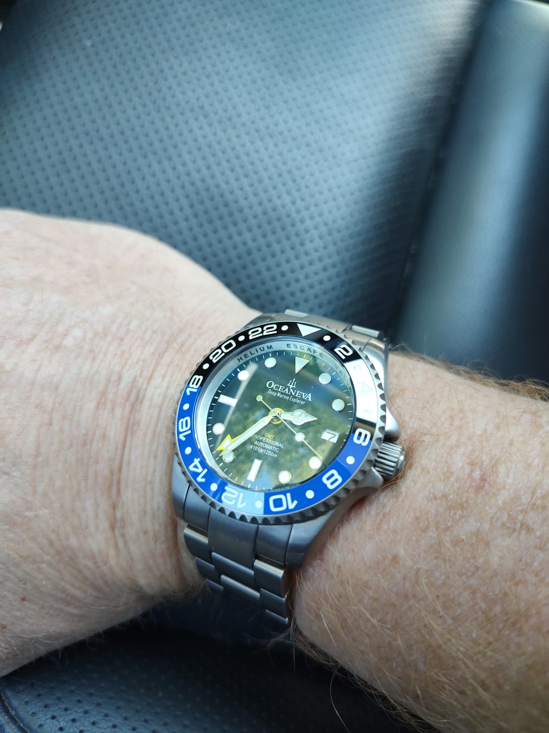 Customer photo review of Oceaneva Men's GMT TITANIUM Automatic Deep Marine Explorer 1250M Black Ceramic Bezel Watch