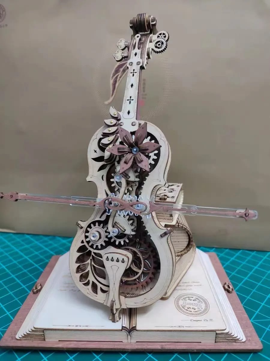 Customer photo review of Puzzle 3D Violoncelle magique