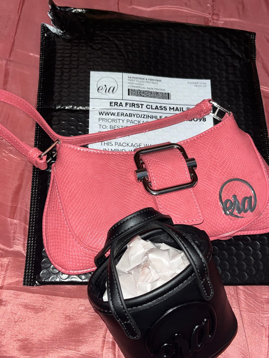Customer photo review of Pink Lily Shoulder Bag