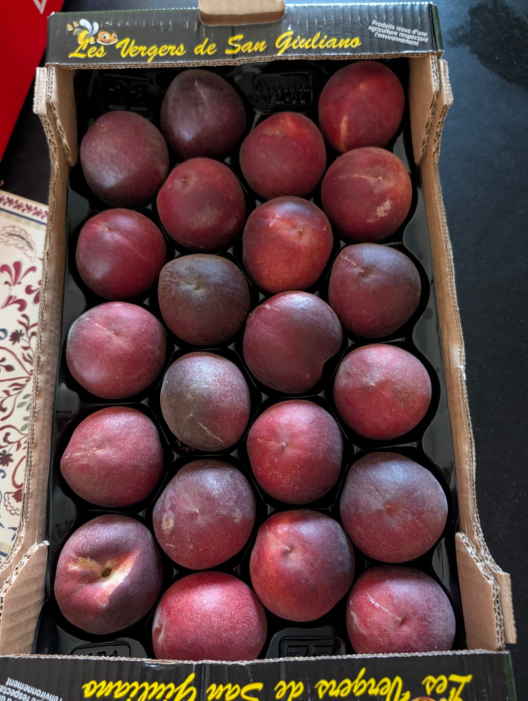 Customer photo review of Pêches de Corse - Caisse de 2kg