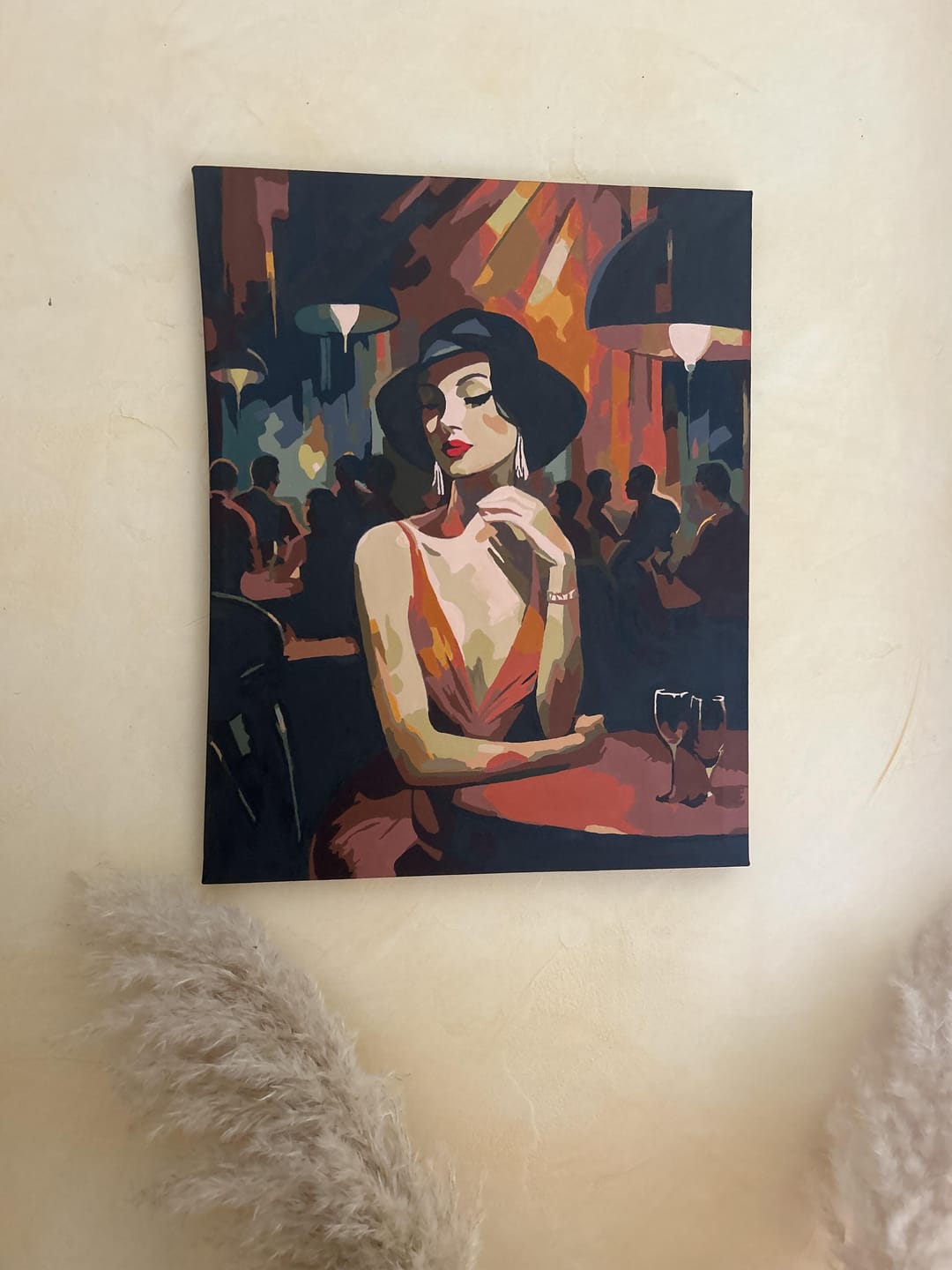 Customer photo review of Femme dans un Club Art Déco