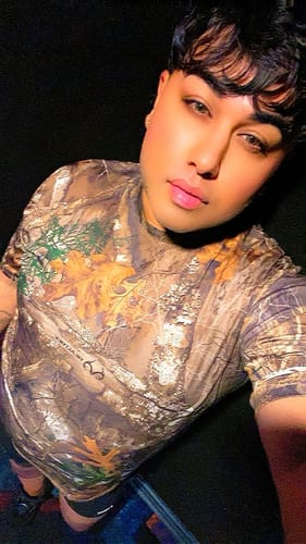 Reviewer wearing the bright, natural-looking Gem Brown Colored Contact Lenses.
