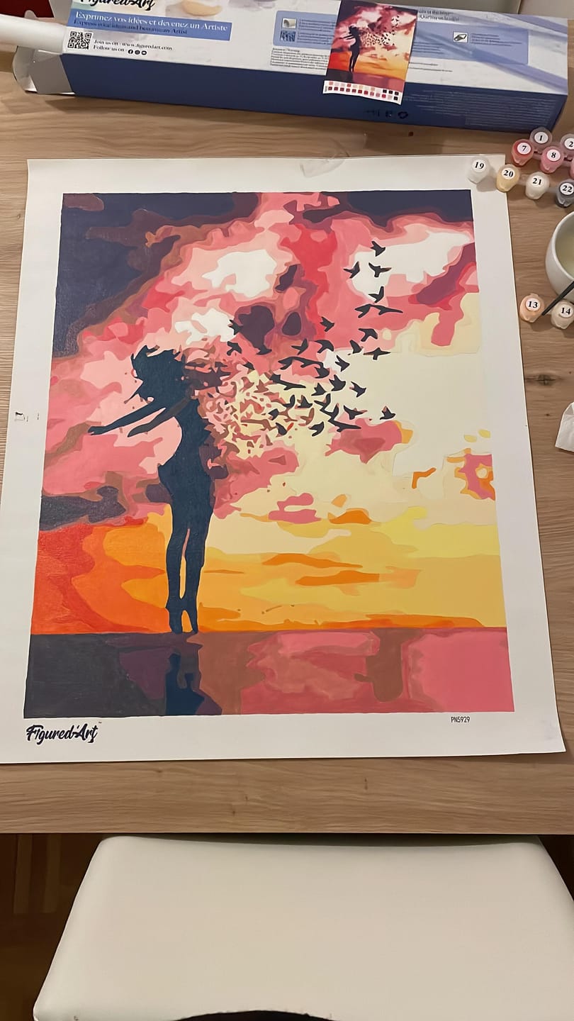 Customer photo review of Femme et Oiseaux au Lever du Jour
