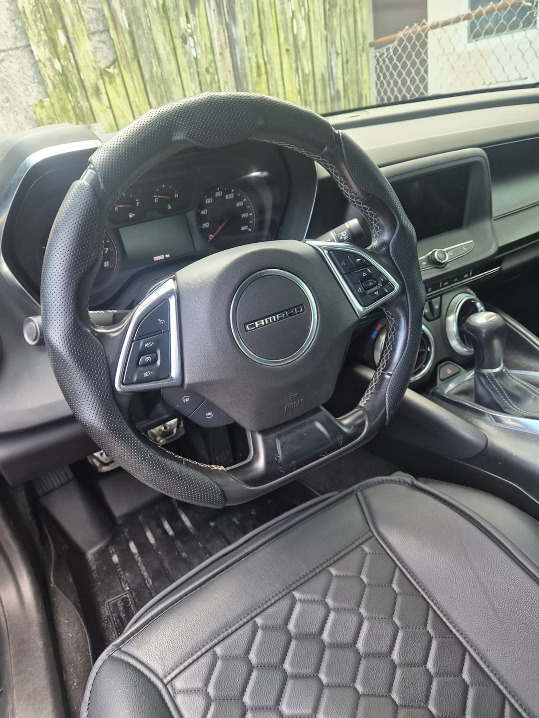 Customer photo review of PU Carbon Fiber Leather Steering Wheel Cover – Universal 14.5–15 Inch Grip Protector