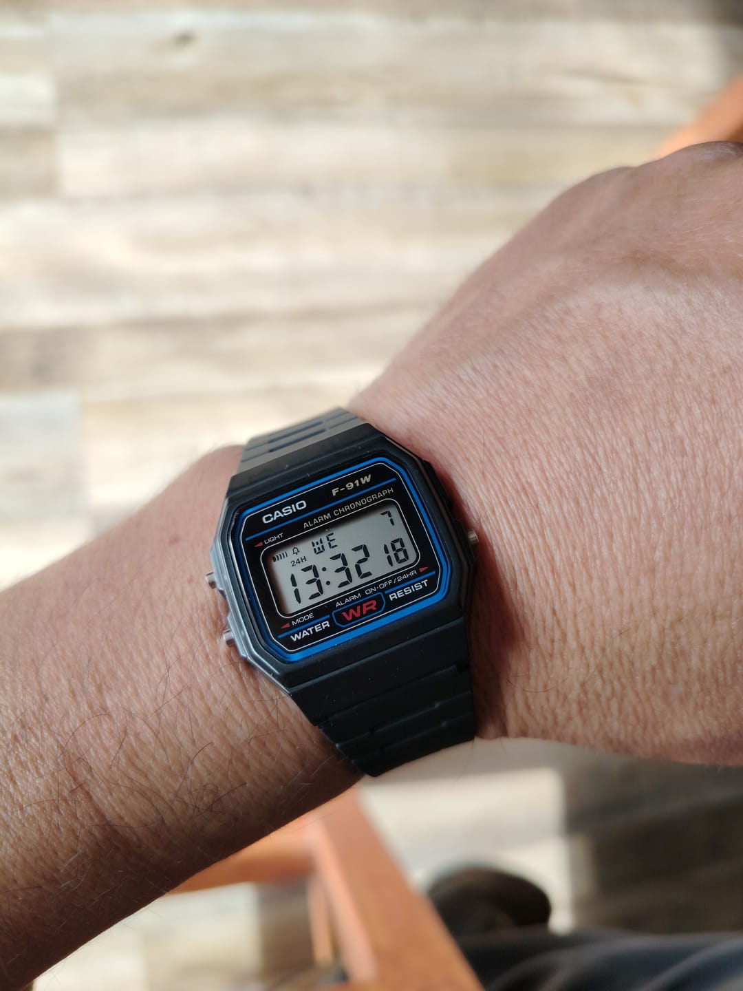 Customer photo review of Reloj Casio Vintage F-91W-1JH Packaging JDM