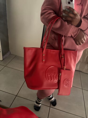 Customer photo review of Red Era Tote Bag