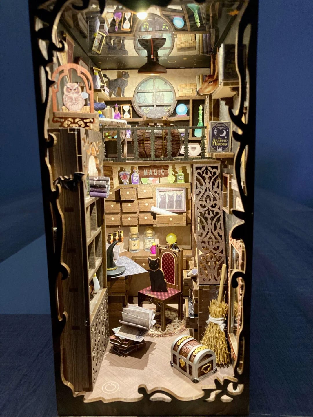 Customer photo review of Book Nook - Le Pharmacien Magique