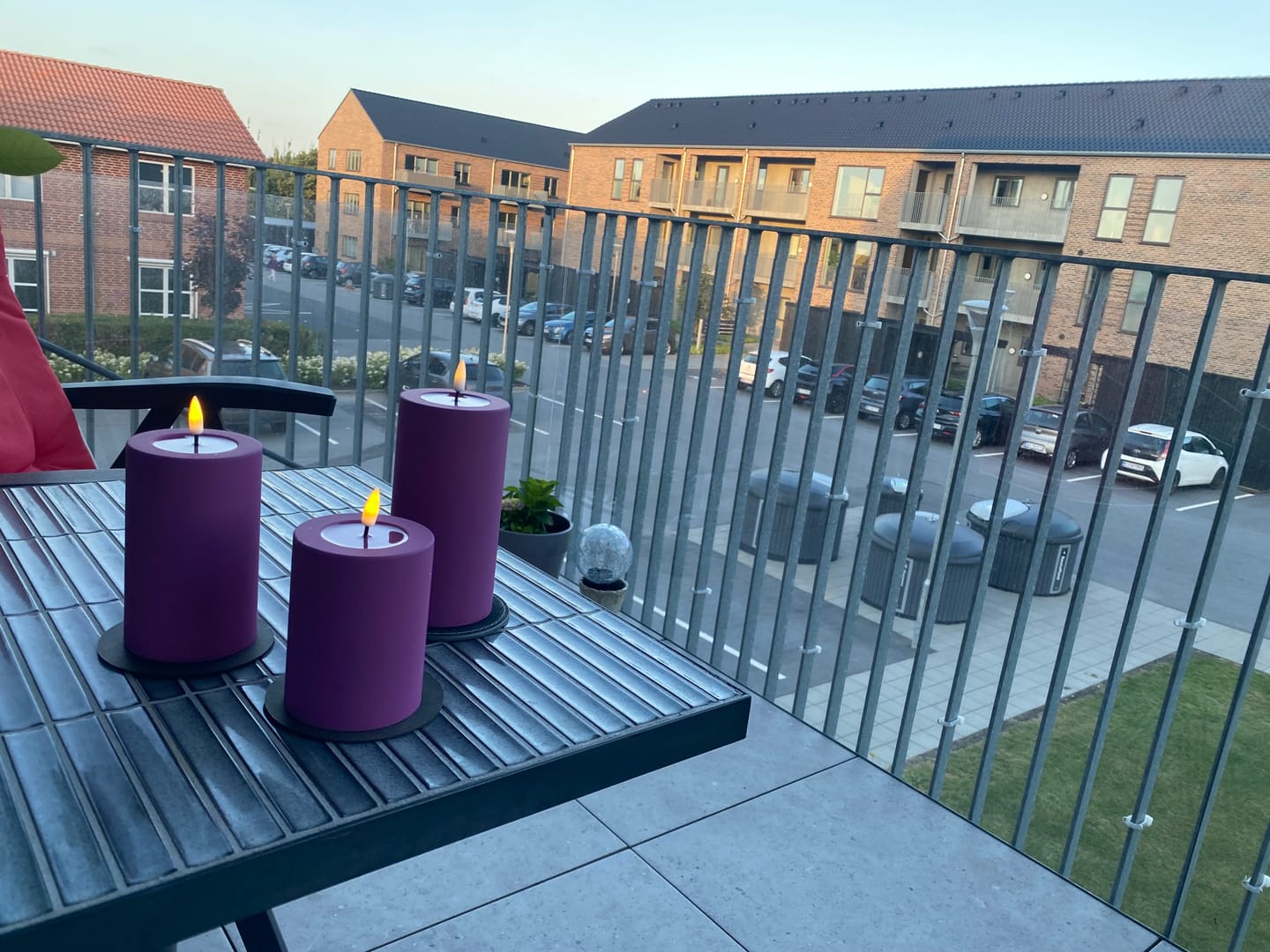 Customer photo review of Udendørs LED Bloklys Ø 7,5 x 10 cm Magenta