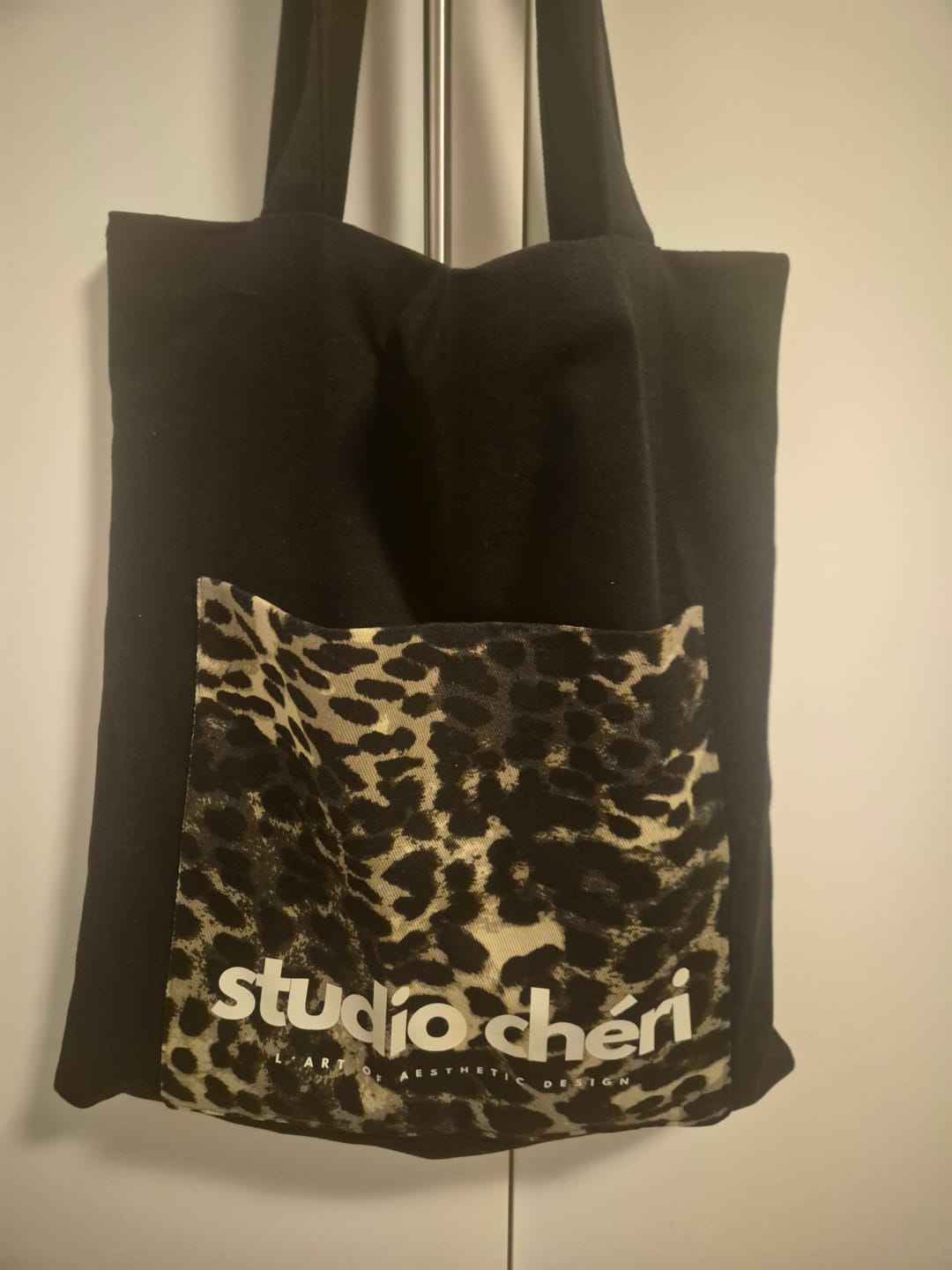 Customer photo review of Tote Bag - Leo