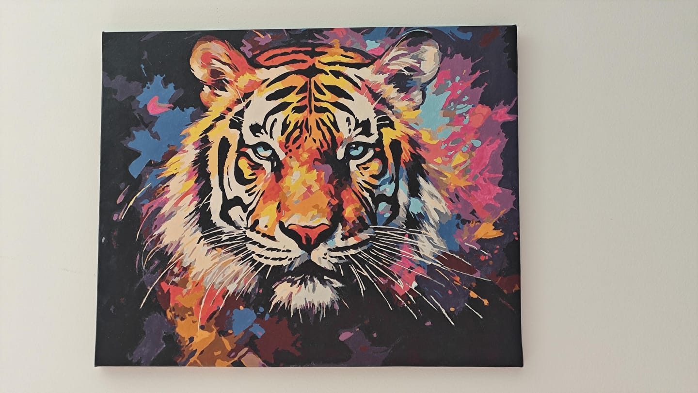 Customer photo review of Tigre Coloré Abstrait