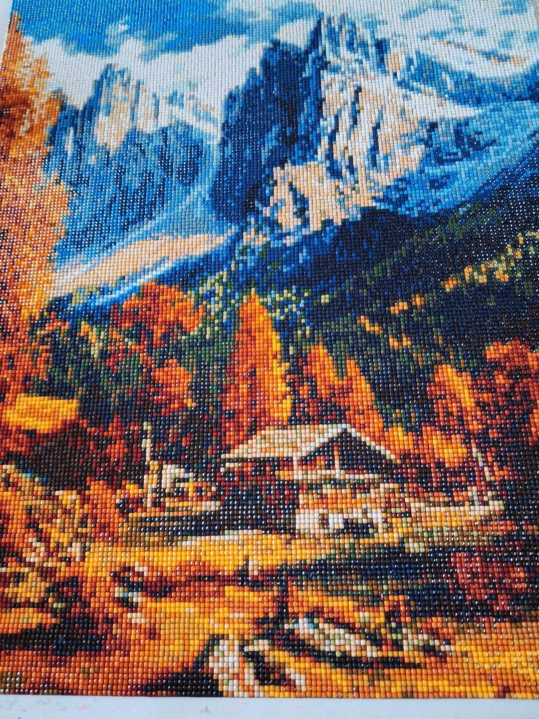 Customer photo review of Broderie Diamant - Automne dans les Dolomites