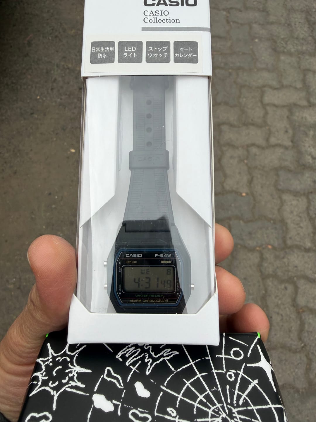 Customer photo review of Reloj Casio Vintage F-84W-1 Mercado Japonés JDM