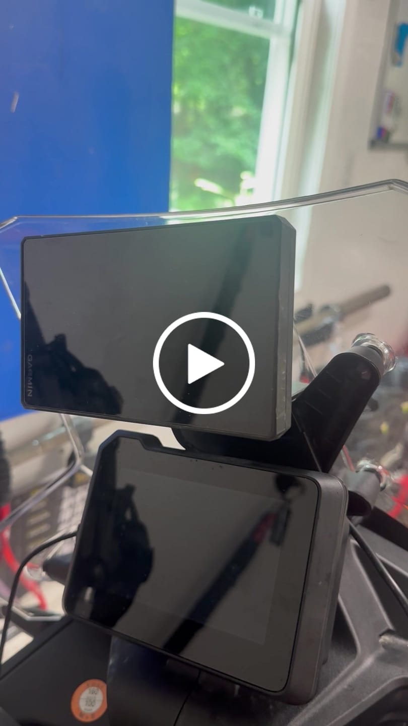 Customer video review of Garmin | Motorcycle Power Cable + Mount for zūmo XT2