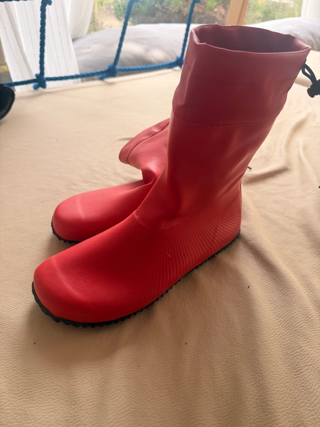 Customer photo review of Brisk Ⅰ - Barefoot Rain Boots
