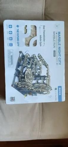 Customer photo review of Puzzle 3D Ville de Nuit en Marbre