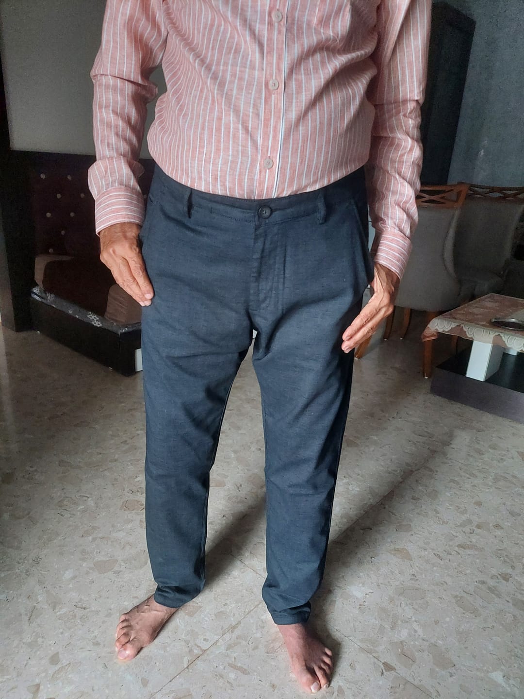 Customer photo review of Black Dotted Box - 2 way stretch - COTTON PANT