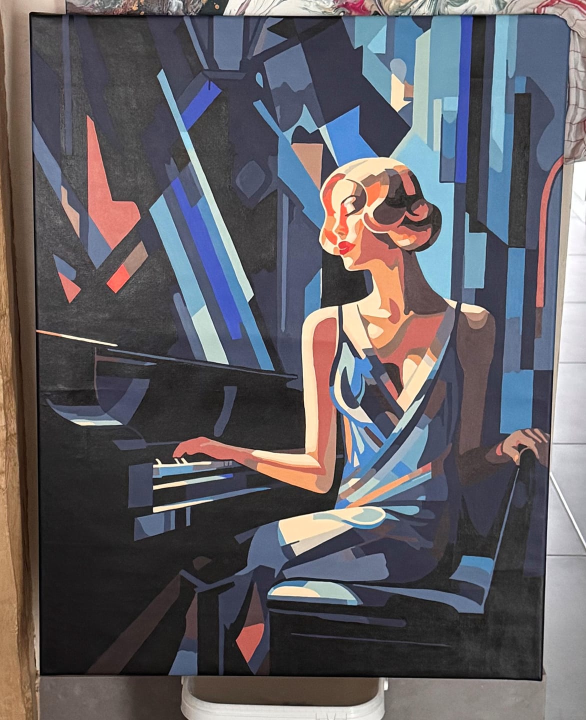 Customer photo review of Femme au Piano Art Déco