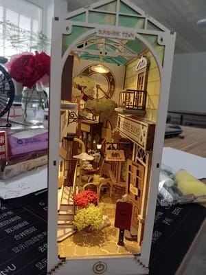 Customer photo review of Book Nook - Ville du Soleil