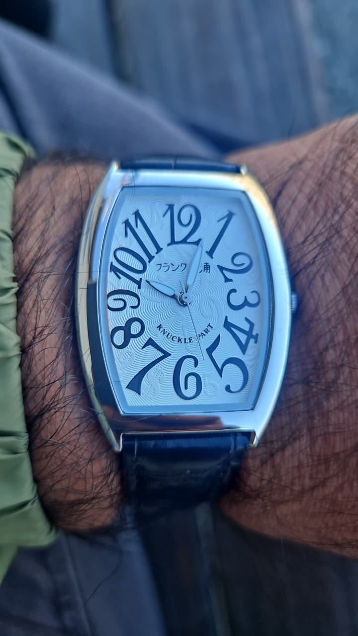 Customer photo review of Reloj Análogo Frank Miura FM00DC-WH Knuckle Part JDM