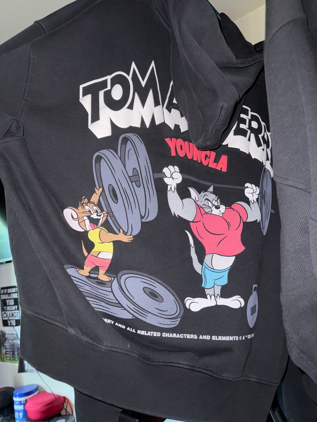 Customer photo review of 5047 - Tom & Jerry Pullover