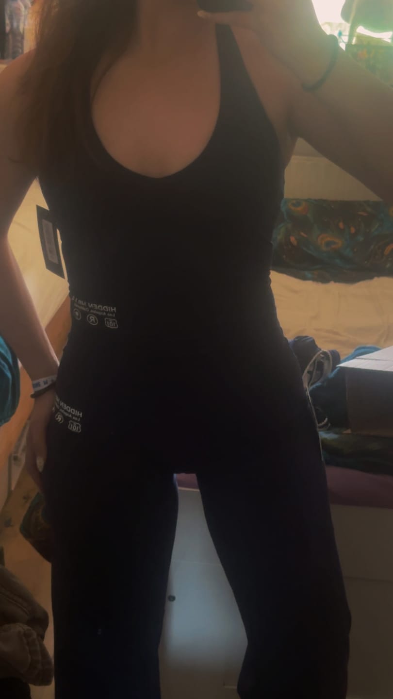 Customer photo review of the ACTIVE HALTER TOP NAVY