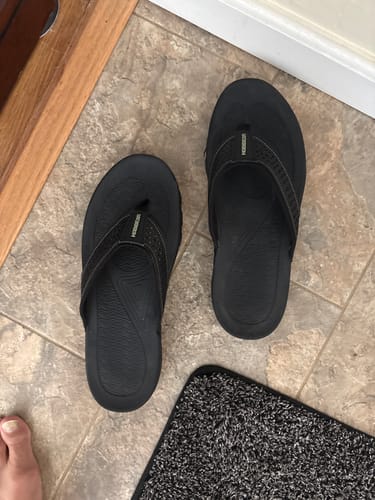 Customer photo review of Ramble Lite - Wide Toe Slippers