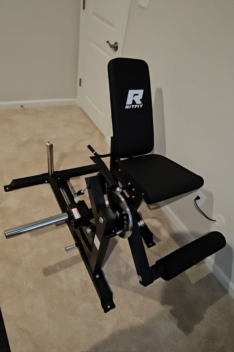 Customer photo review of RitFit Mustang PRO Leg Extension Curl Machine