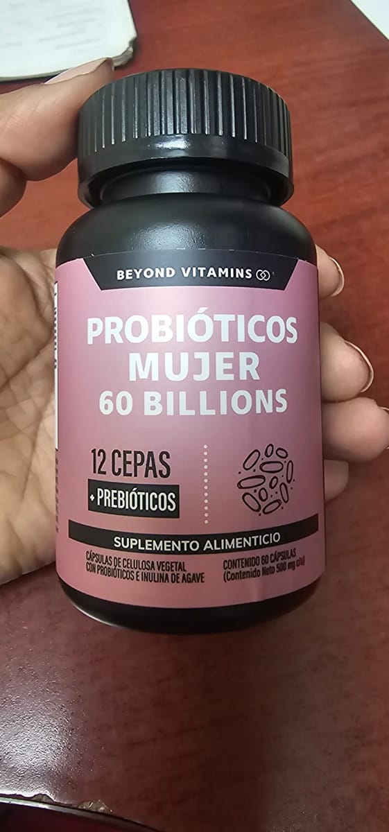 Customer photo review of Probioticos mujer 60 billions - 60 cápsulas