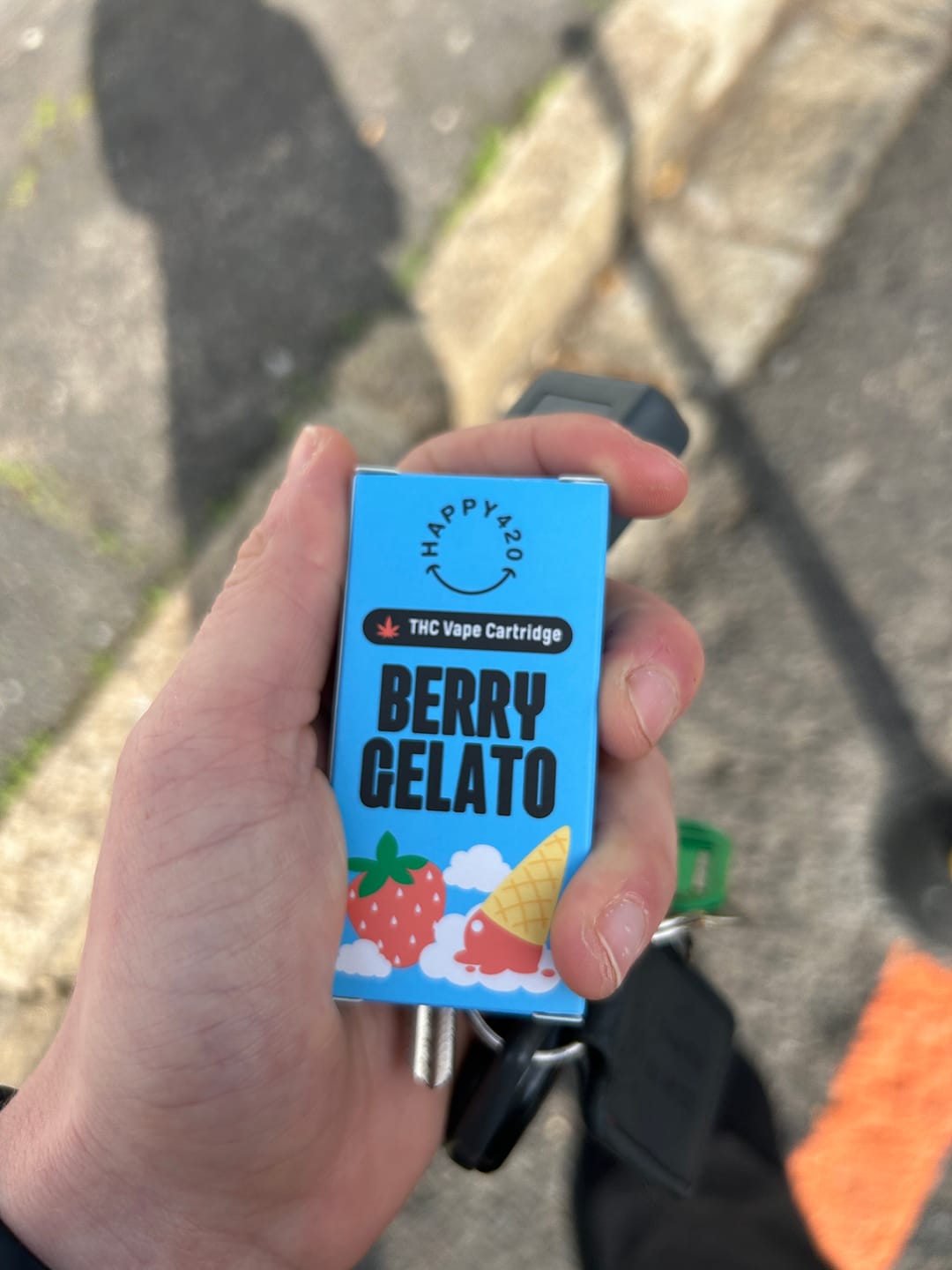 Customer photo review of THC Vape 1ml Cartridge (Postless / 510 Thread) – Berry Gelato