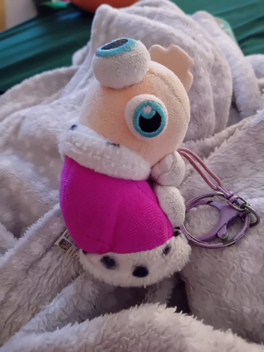 Customer photo review of Kinger Keychain Plush