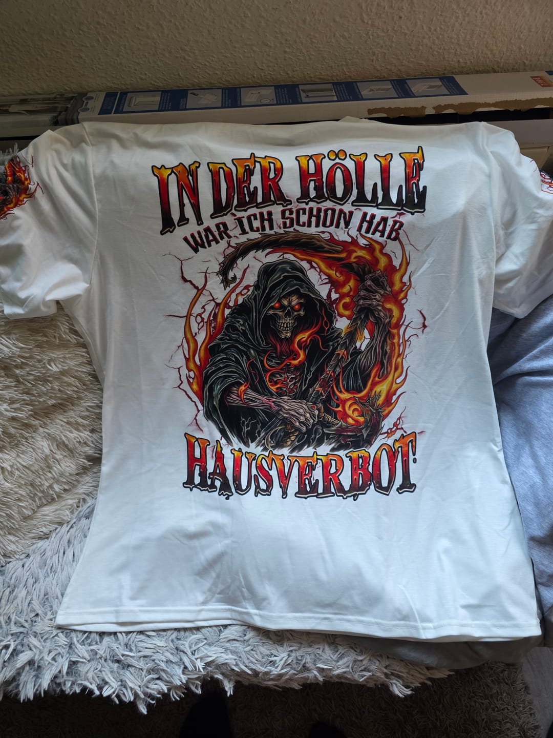 Customer photo review of IN DER HÖLLE VOLLSTÄNDIGER DRUCK - TYPQ2208251