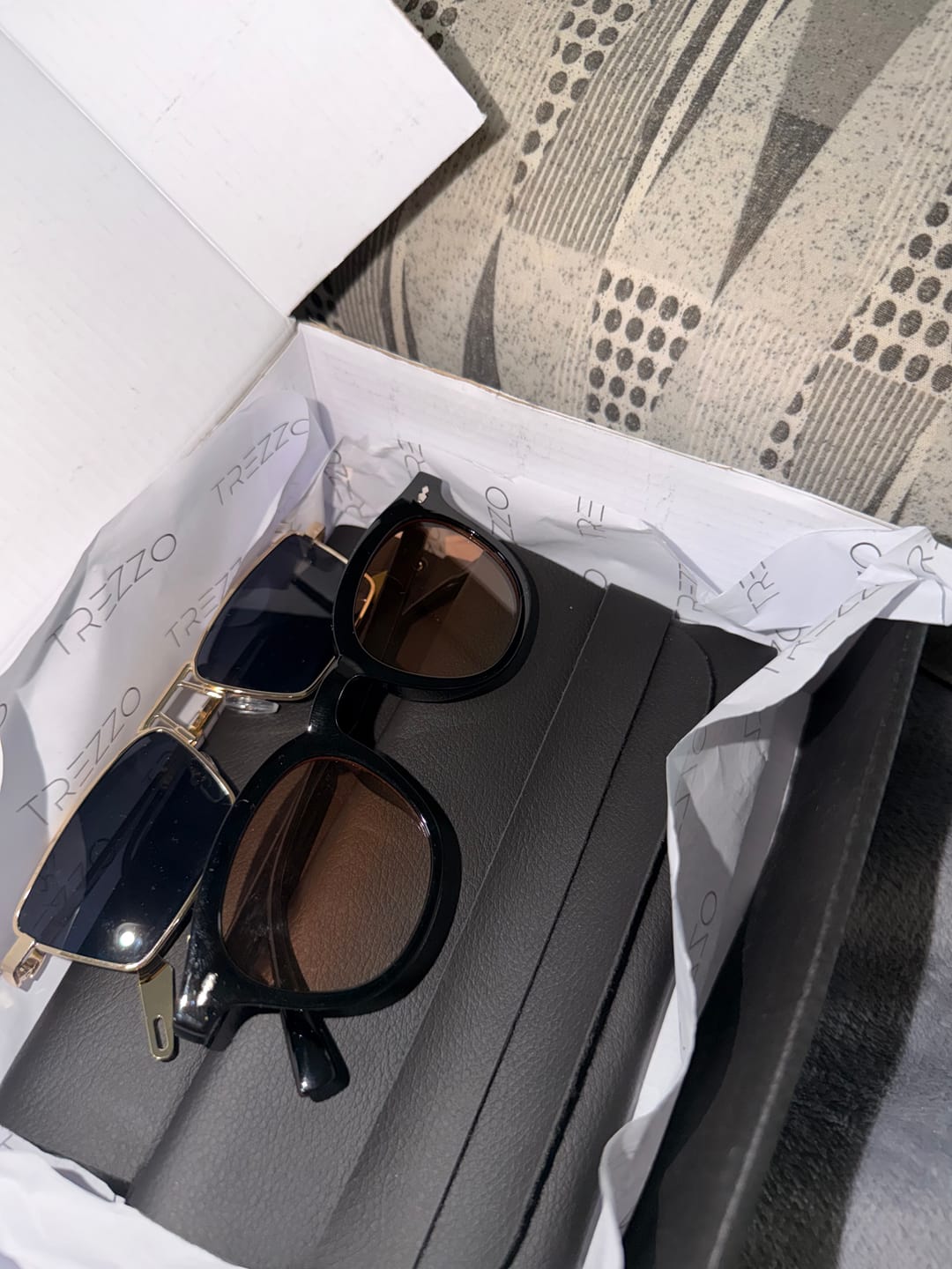 Customer photo review of Óculos de Sol Barcelona