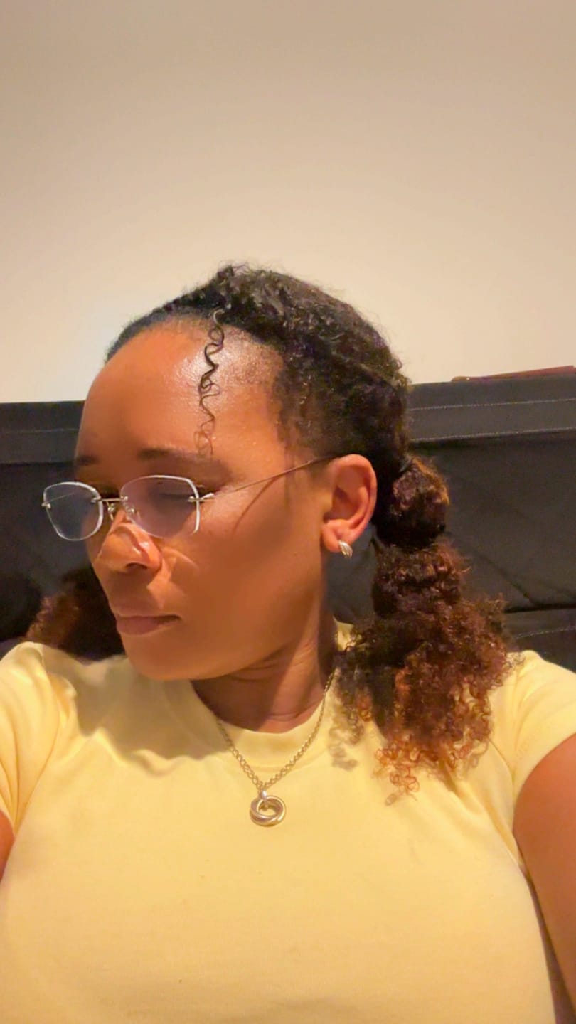 Customer photo review of Multi-Textured KinKy Curly Micro Loop Hair Extension
