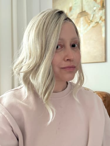 Customer photo review of JBEXTENSION 12 Inches Blonde Curly Pre-Cut Side Part Snowflake Lace Frontlace Glueless Wig BARBARA【BENDY EAR TABS】