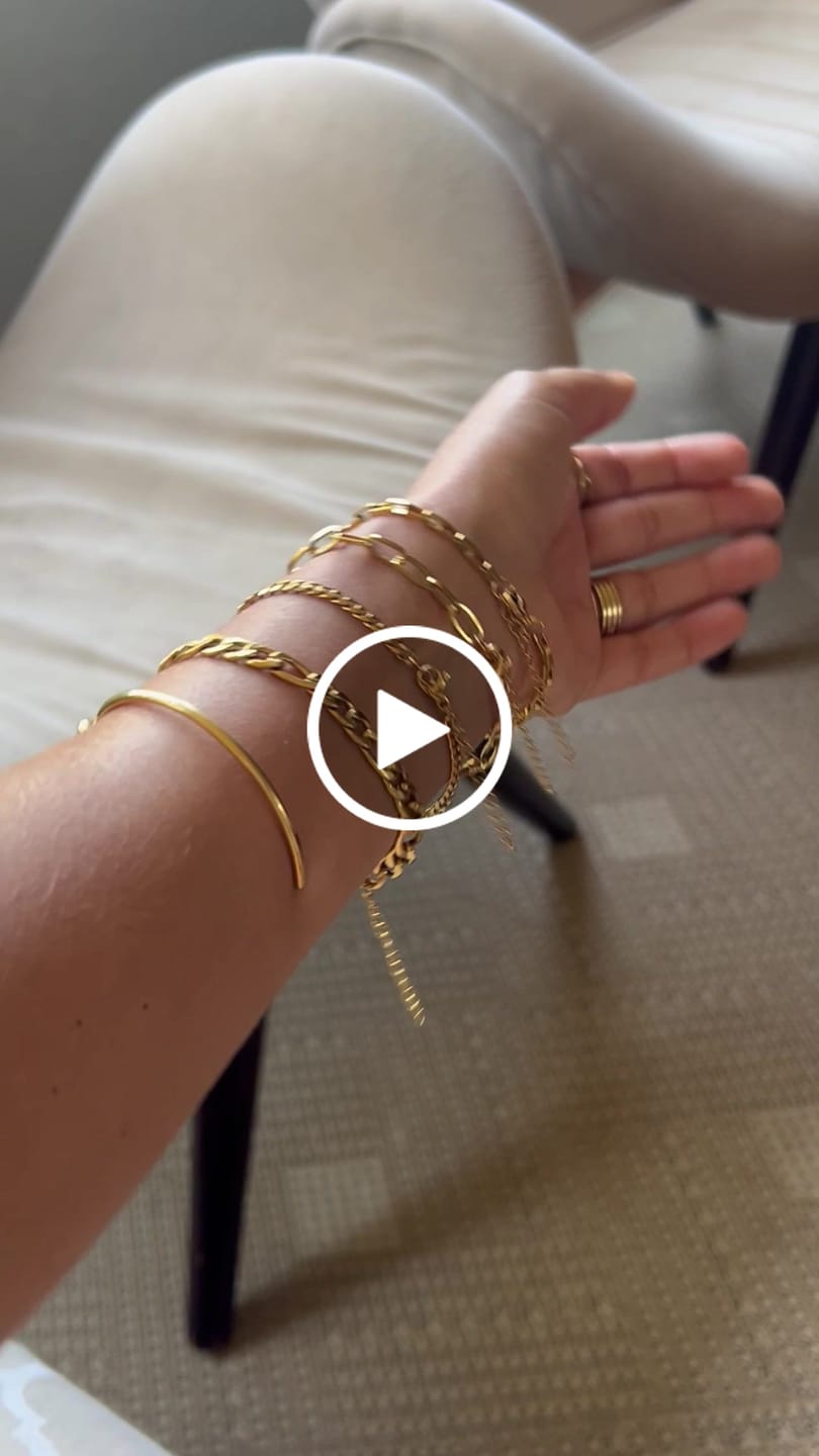 Customer video review of Kit Pulseiras Elegance & Bracelete Nó Banhado em Ouro 18K