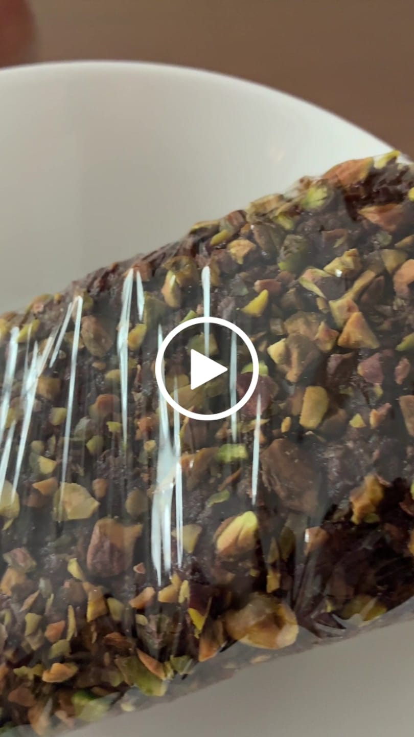 Customer video review of Carrot Coconut Bread (4 packs) (Delivery Only BKK / CM)