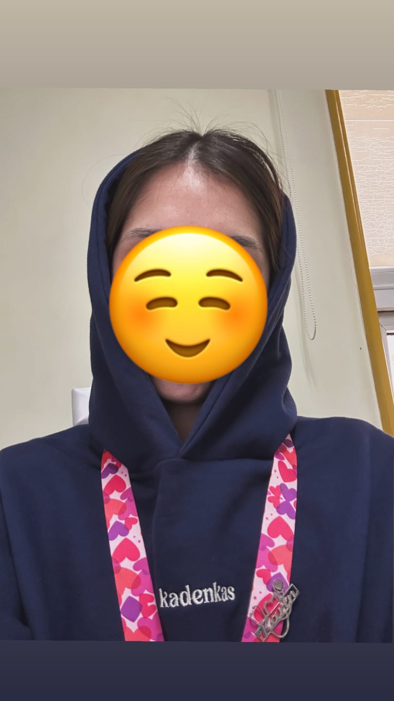 Customer photo review of POLERÓN HOODIE AZUL MARINO - OVERSIZE CON GORRO LOGO BORDADO
