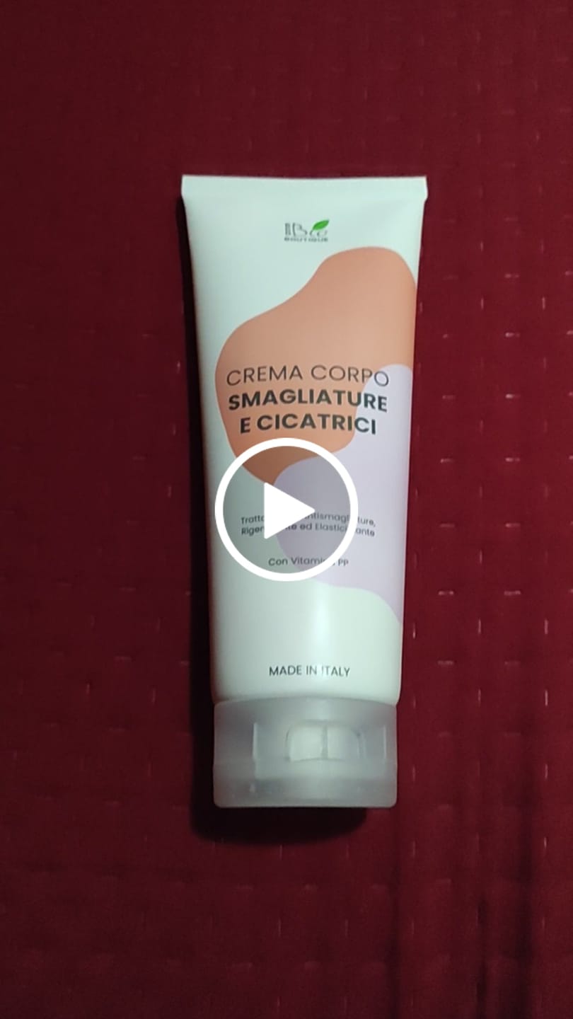 Customer video review of Crema Corpo Smagliature e Cicatrici