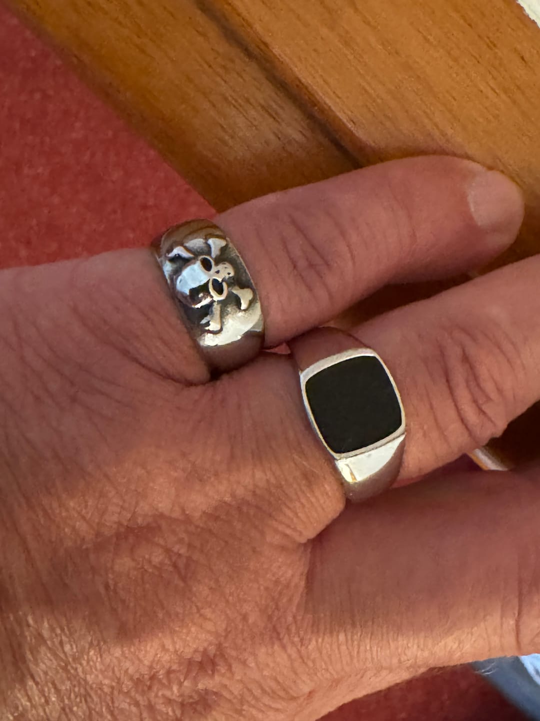 Customer photo review of CROSSBONE.